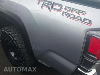 2017 Toyota Tacoma TRD Off-Road Crew Cab Medium Bed - miniatura 22