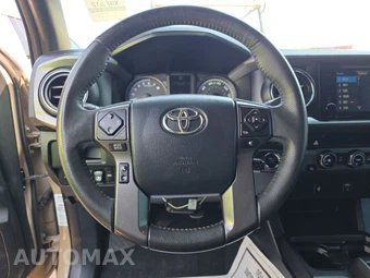 2017 Toyota Tacoma TRD Off-Road Crew Cab Medium Bed - miniatura 10