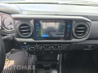 2017 Toyota Tacoma TRD Off-Road Crew Cab Medium Bed - miniatura 10