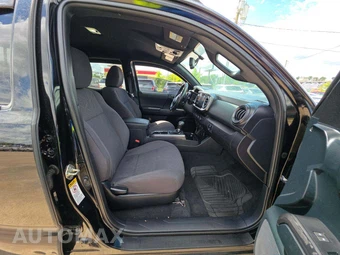 2017 Toyota Tacoma TRD Off-Road Crew Cab Medium Bed - miniatura 18