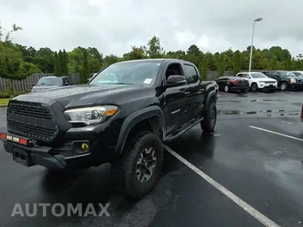 2017 Toyota Tacoma TRD Off-Road Crew Cab Medium Bed