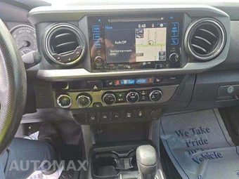 2017 Toyota Tacoma TRD Off-Road Crew Cab Medium Bed - miniatura 10