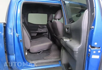 2017 Toyota Tacoma TRD Off-Road Crew Cab Medium Bed - miniatura 6
