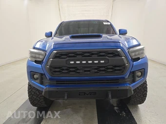 2017 Toyota Tacoma TRD Sport Crew Cab Long Bed - miniatura 2