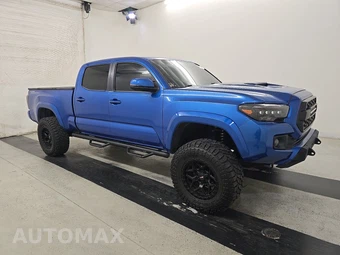 2017 Toyota Tacoma TRD Sport Crew Cab Long Bed - miniatura 3