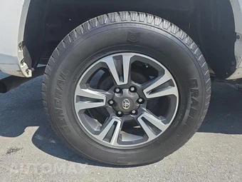 2017 Toyota Tacoma TRD Sport Crew Cab Long Bed - miniatura 10