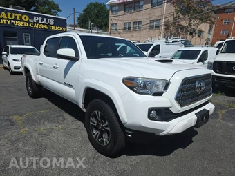 2017 Toyota Tacoma TRD Sport Crew Cab Long Bed - miniatura 3