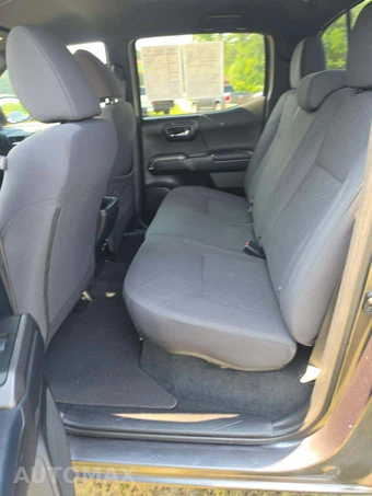 2017 Toyota Tacoma TRD Sport Crew Cab Medium Bed - miniatura 10