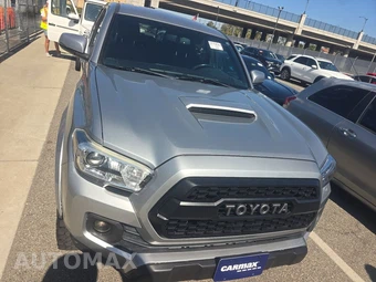 2017 Toyota Tacoma TRD Sport Crew Cab Medium Bed - miniatura 2