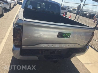 2017 Toyota Tacoma TRD Sport Crew Cab Medium Bed - miniatura 5