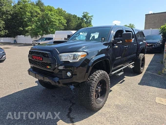 2017 Toyota Tacoma TRD Sport Crew Cab Medium Bed
