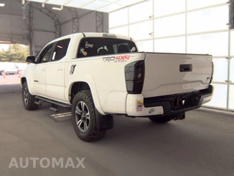 2017 Toyota Tacoma TRD Sport Crew Cab Medium Bed - miniatura 6