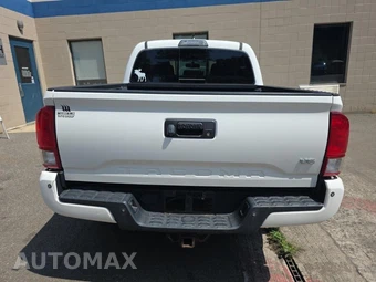 2017 Toyota Tacoma TRD Sport Crew Cab Medium Bed - miniatura 5