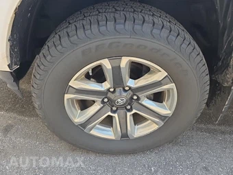 2017 Toyota Tacoma TRD Sport Crew Cab Medium Bed - miniatura 8