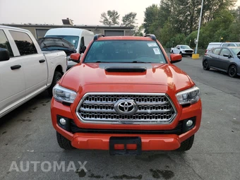 2017 Toyota Tacoma TRD Sport Crew Cab Medium Bed - miniatura 2