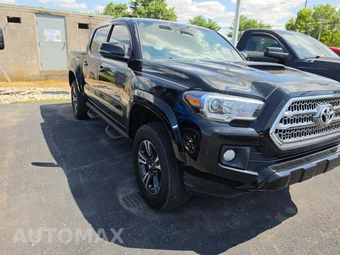 2017 Toyota Tacoma TRD Sport Crew Cab Medium Bed - miniatura 4