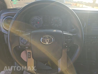 2017 Toyota Tacoma TRD Sport Crew Cab Medium Bed - miniatura 10