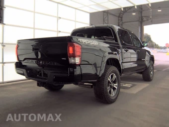 2017 Toyota Tacoma TRD Sport Crew Cab Medium Bed - miniatura 4