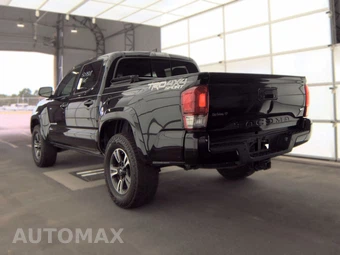 2017 Toyota Tacoma TRD Sport Crew Cab Medium Bed - miniatura 6