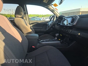 2017 Toyota Tacoma TRD Sport Crew Cab Medium Bed - miniatura 8