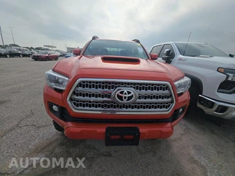 2017 Toyota Tacoma TRD Sport Crew Cab Medium Bed - miniatura 2