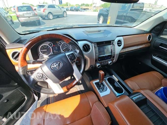 2017 Toyota Tundra 1794 Edition Crew Cab Short Bed - miniatura 10