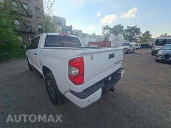 2017 Toyota Tundra 1794 Edition Crew Cab Short Bed - miniatura 2