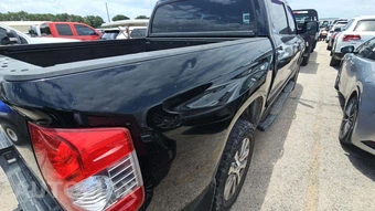 2017 Toyota Tundra Limited Crew Cab Short Bed - miniatura 23