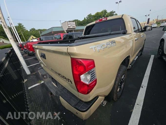 2017 Toyota Tundra Limited Crew Cab Short Bed - miniatura 3