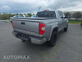 2017 Toyota Tundra Limited Crew Cab Short Bed - miniatura 3
