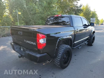 2017 Toyota Tundra Platinum Crew Cab Short Bed - miniatura 4