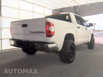 2017 Toyota Tundra SR5 Crew Cab Short Bed - miniatura 4