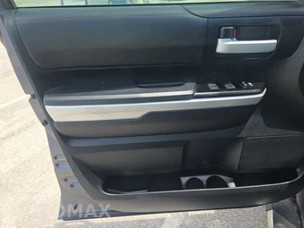 2017 Toyota Tundra SR5 Crew Cab Short Bed - miniatura 9