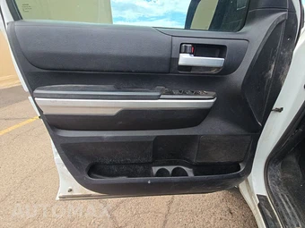 2017 Toyota Tundra SR5 Extended Cab Medium Bed – miniatura 9