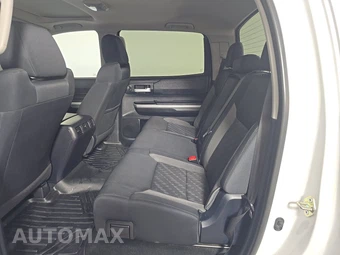 2017 Toyota Tundra SR5 Plus Crew Cab Short Bed - miniatura 13