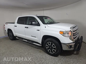 2017 Toyota Tundra SR5 Plus Crew Cab Short Bed - miniatura 3