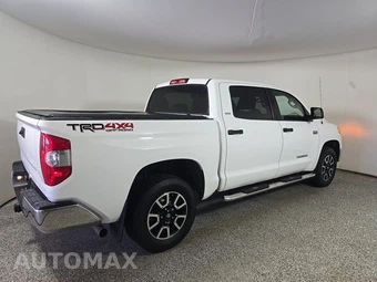 2017 Toyota Tundra SR5 Plus Crew Cab Short Bed - miniatura 4