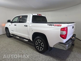 2017 Toyota Tundra SR5 Plus Crew Cab Short Bed - miniatura 6