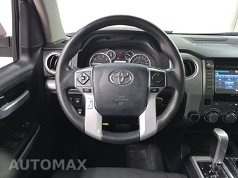 2017 Toyota Tundra SR5 Plus Crew Cab Short Bed - miniatura 10