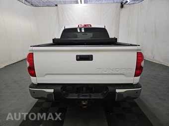 2017 Toyota Tundra SR5 Plus Crew Cab Short Bed - miniatura 5