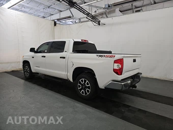 2017 Toyota Tundra SR5 Plus Crew Cab Short Bed - miniatura 6