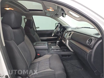 2017 Toyota Tundra SR5 Plus Crew Cab Short Bed - miniatura 8