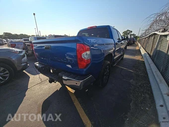 2017 Toyota Tundra TRD Pro Crew Cab Short Bed - miniatura 3