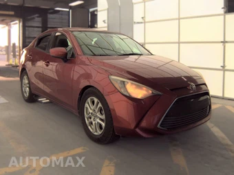 2017 Toyota Yaris iA Sedan - miniatura 3