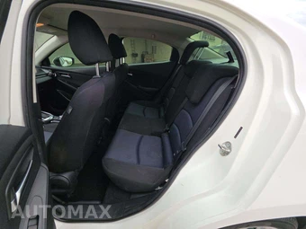 2017 Toyota Yaris iA Sedan - miniatura 10