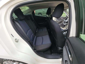 2017 Toyota Yaris iA Sedan - miniatura 13