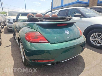 2017 Volkswagen Beetle Convertible Classic - miniatura 2