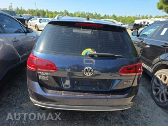 2017 Volkswagen Golf Alltrack S Wagon – miniatura 5
