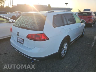 2017 Volkswagen Golf Alltrack SE Wagon - miniatura 4