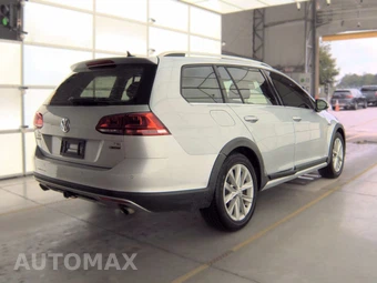 2017 Volkswagen Golf Alltrack SE Wagon – miniatura 4